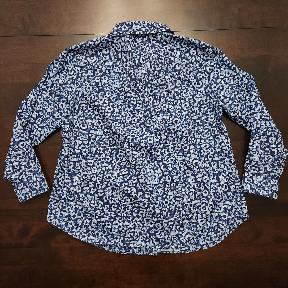 Talbots Blue Leopard Print Button Up Size 1x - image 5
